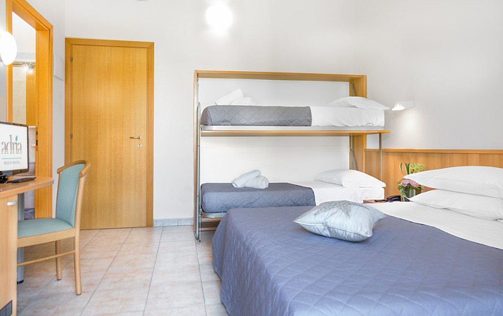 Confort quadruple chambre Hotel Adria