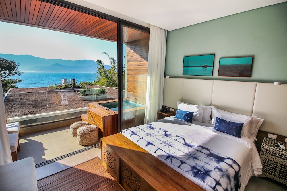 Двухместный номер Deluxe с балконом и с видом на океан Wyndham Ilhabela Casa Di Sirena