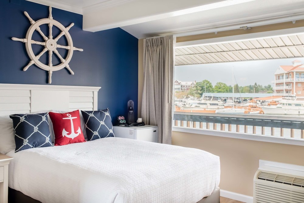 Standard Doppel Zimmer mit Flussblick Capt. Thomson's Resort