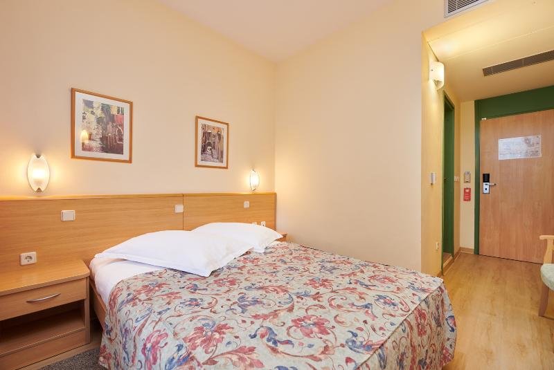 Economy Doppel Zimmer mit Balkon Hotel Aurora Plava Laguna