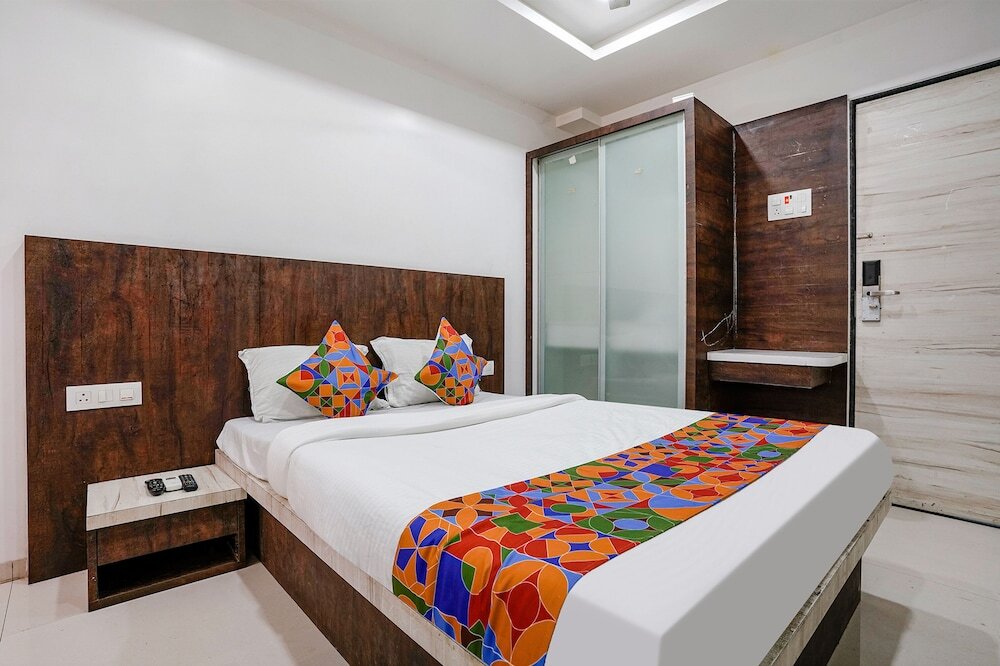 Deluxe room FabHotel Krishna Inn