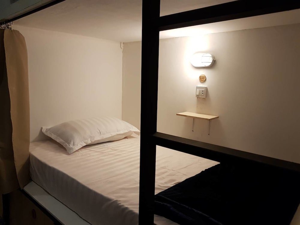 Cama en dormitorio compartido (dormitorio compartido femenino) Chan Backpacker Hostel