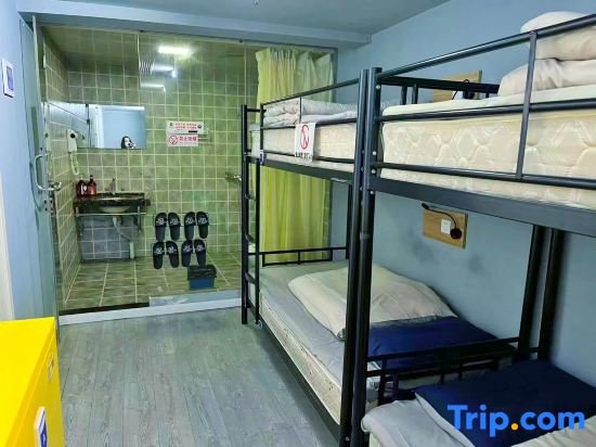 Bed in Dorm (female dorm) Shuiyicheng Youth Hostel
