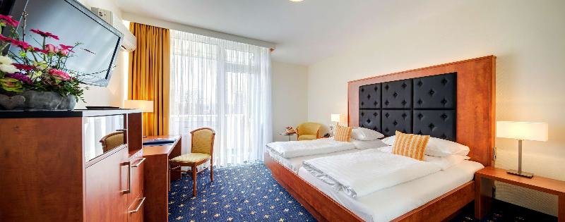 Standard Doppel Zimmer Best Western Plus Hotel Steinsgarten