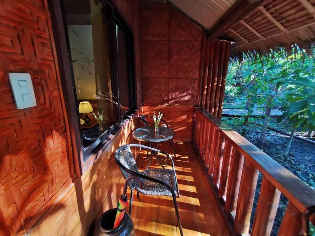 Курортный отель Loboc River Resort 3* (77 отзывов) в Лобок, Бохоль.  Забронировать Loboc River Resort 3*. Оплата картами МИР.