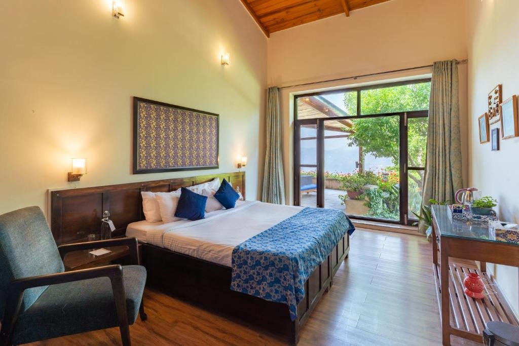 Standard Double room with mountain view Tree of Life Junoon in The Hills