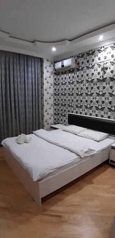 Апартаменты Comfort Bakuvi Tourist Apartments