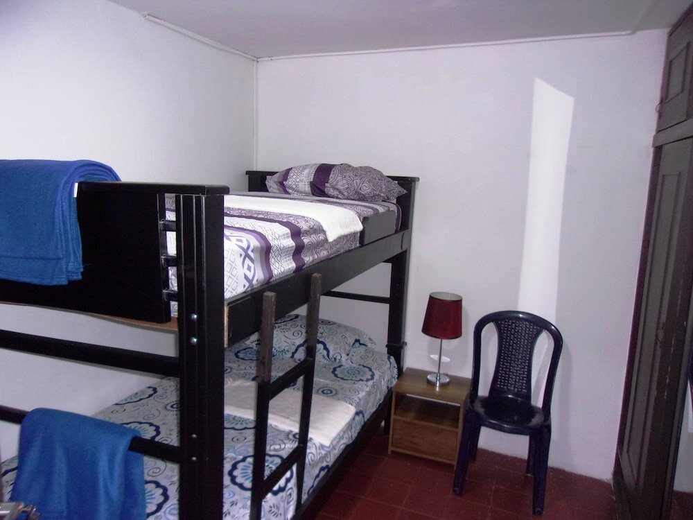 Кровать в общем номере Hostel Tropicana