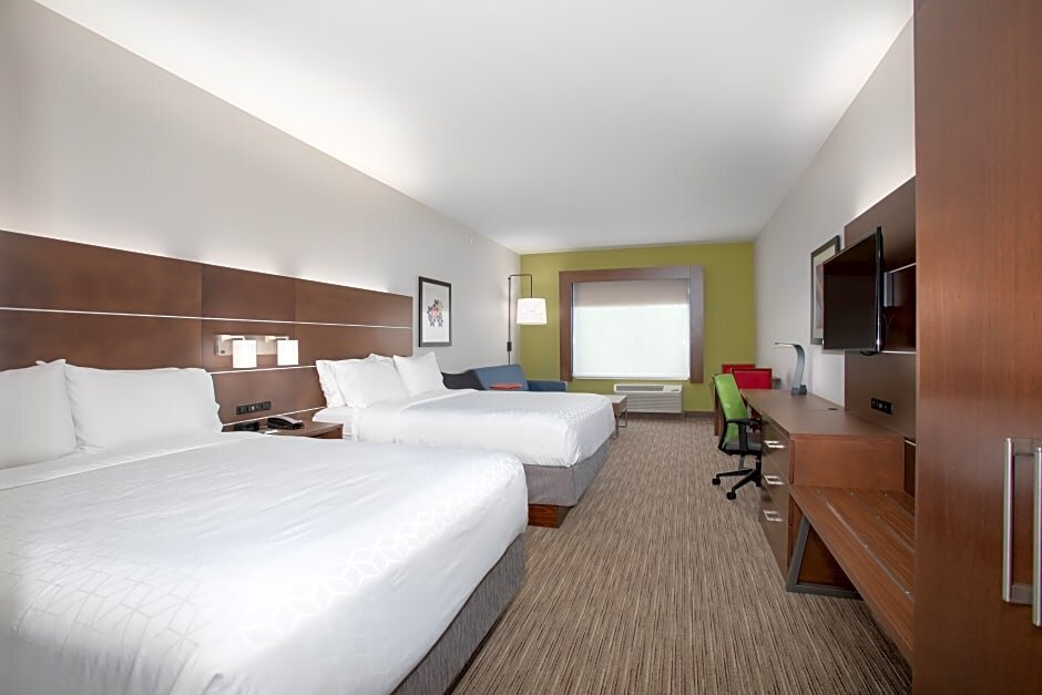 Vierer Suite Holiday Inn Express & Suites Sterling, an IHG Hotel