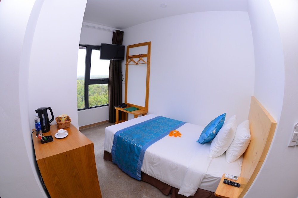 Standard Einzel Zimmer mit Balkon Lang Noi Tan Lap Hotel