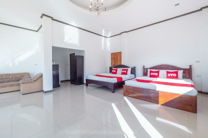 Suite OYO 918 Kachapol Hotel