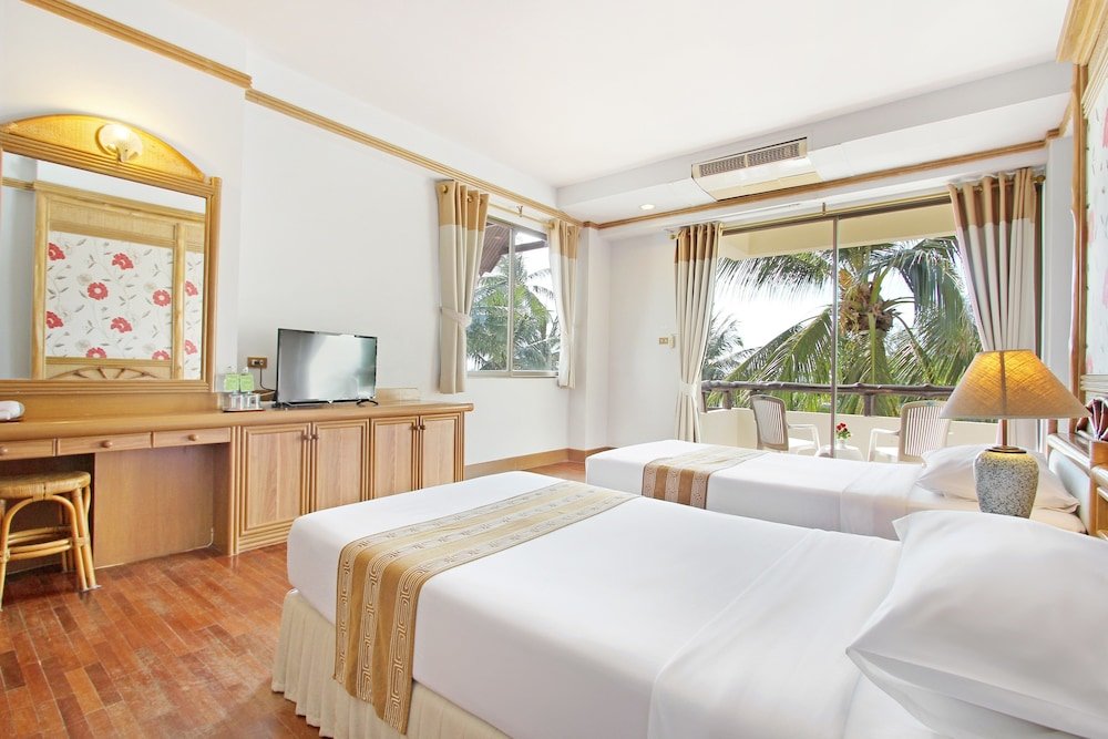 Standard room with balcony and with view Rayong Chalet Resort