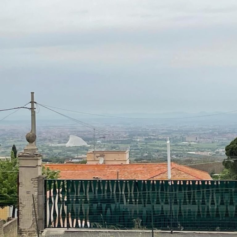 1 Bedroom Apartment with garden view The Sweet Frascati Home