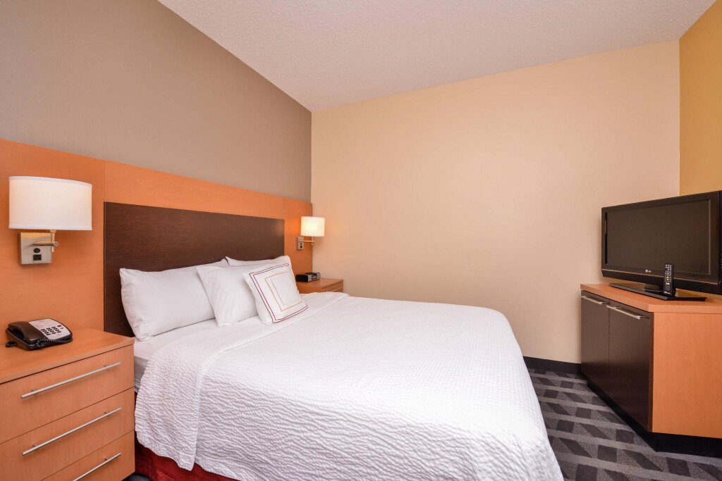 Люкс с 2 комнатами TownePlace Suites Arundel Mills BWI Airport