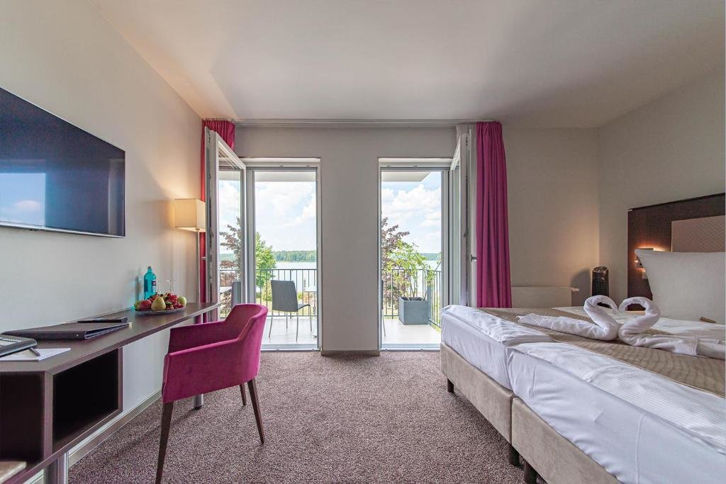 Standard Double room with balcony and with sea view Fontane Hotel
