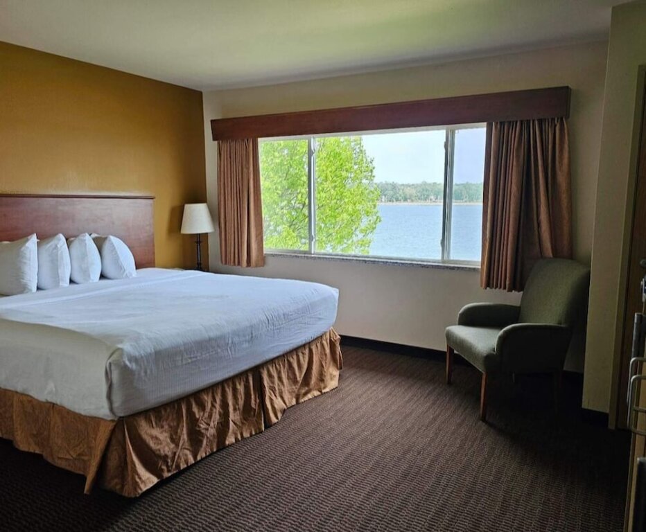 Suite AmericInn by Wyndham Fort Pierre - Conference Center