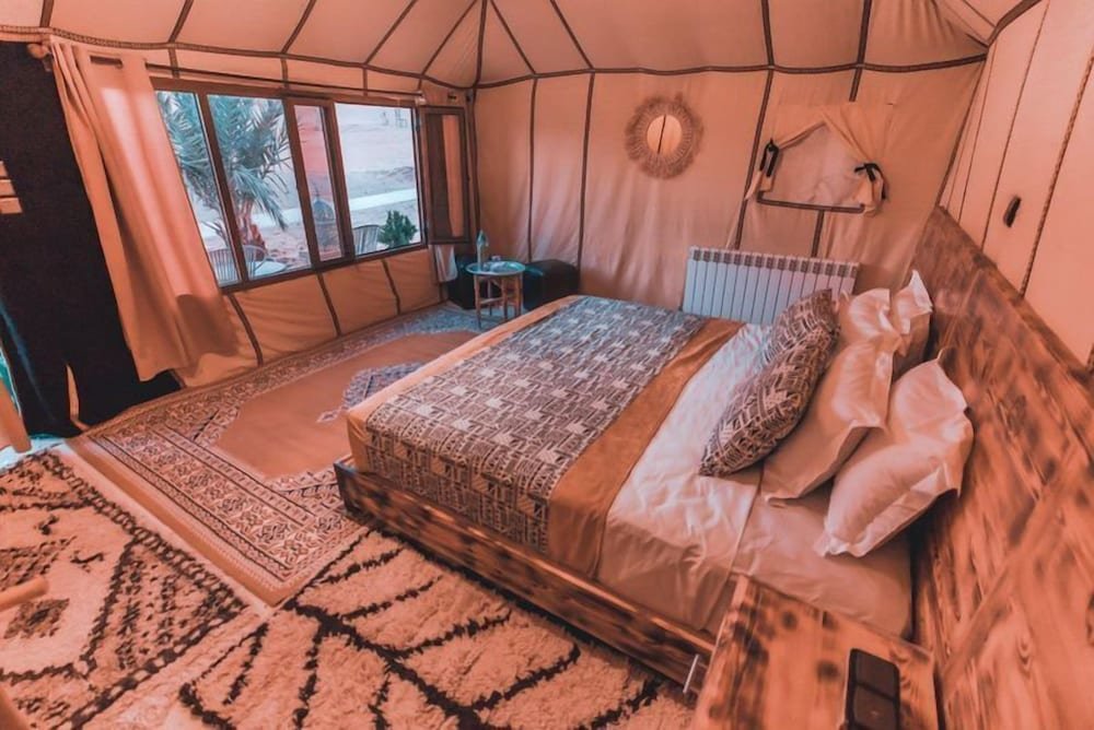 Tent Caravanserai Luxury Desert Camps