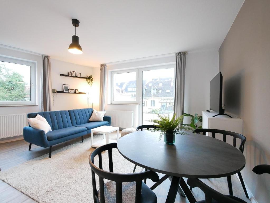 Apartamento 2 dormitorios 75 m2, zentral, Küche, Balkon, Parkplatz