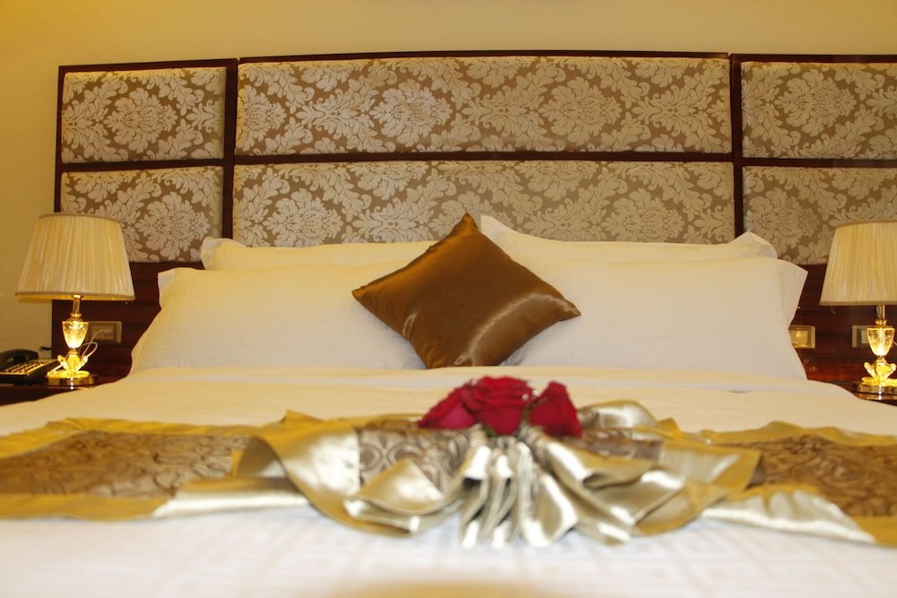 Номер Standard Golden Royal Hotel