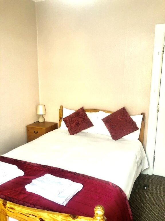 Standard room Dalry Guesthouse