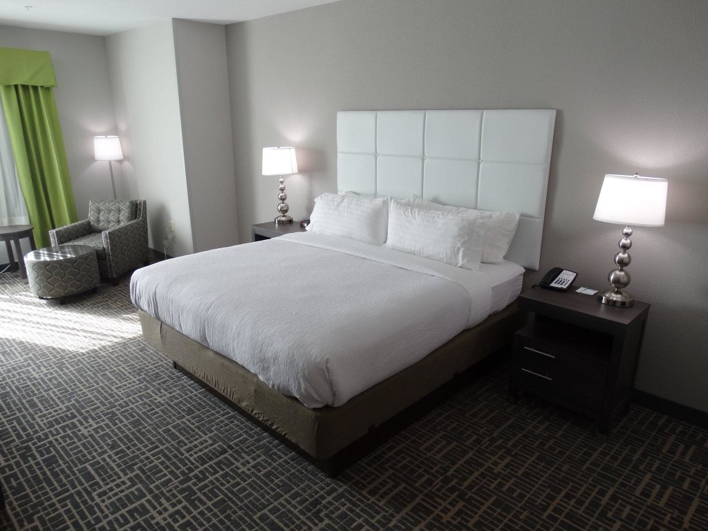 Superior Double room Holiday Inn Covington, an IHG Hotel
