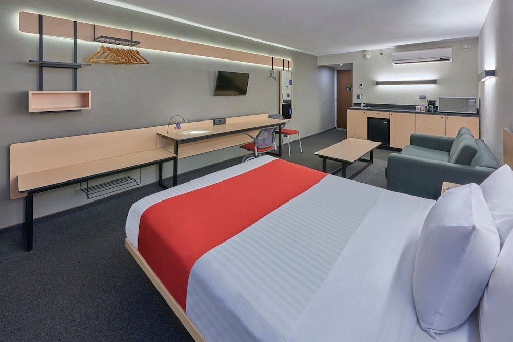 Suite 1 dormitorio City Express by Marriott Cananea