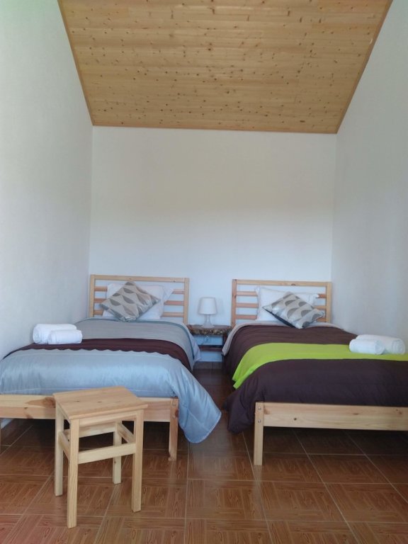 Cabaña familiar 2 dormitorios con balcón y con vista parcial al océano Monte Costa Luz