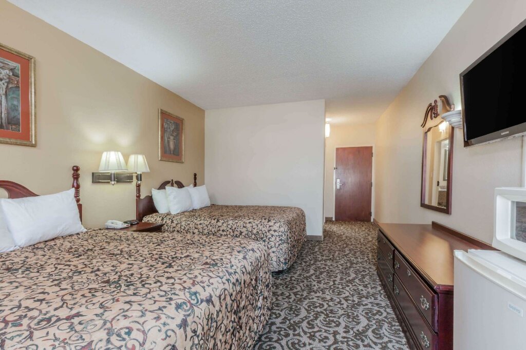 Standard Vierer Zimmer Days Inn by Wyndham LaPlace- New Orleans