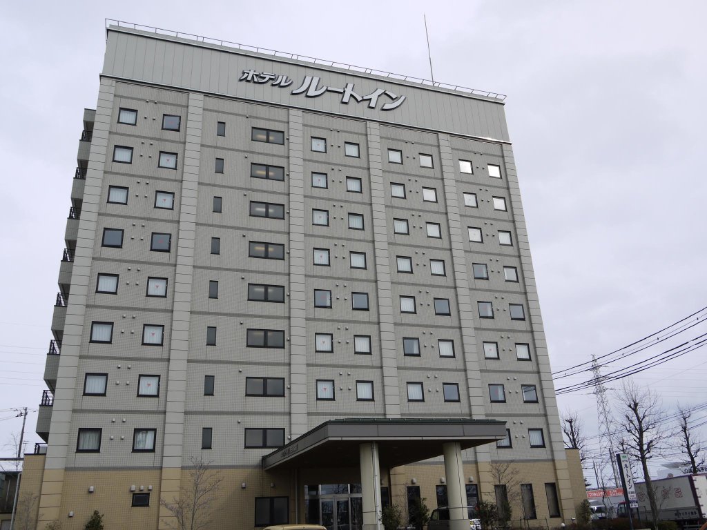 Номер Standard Hotel Route-Inn Tsubamesanjo Ekimae