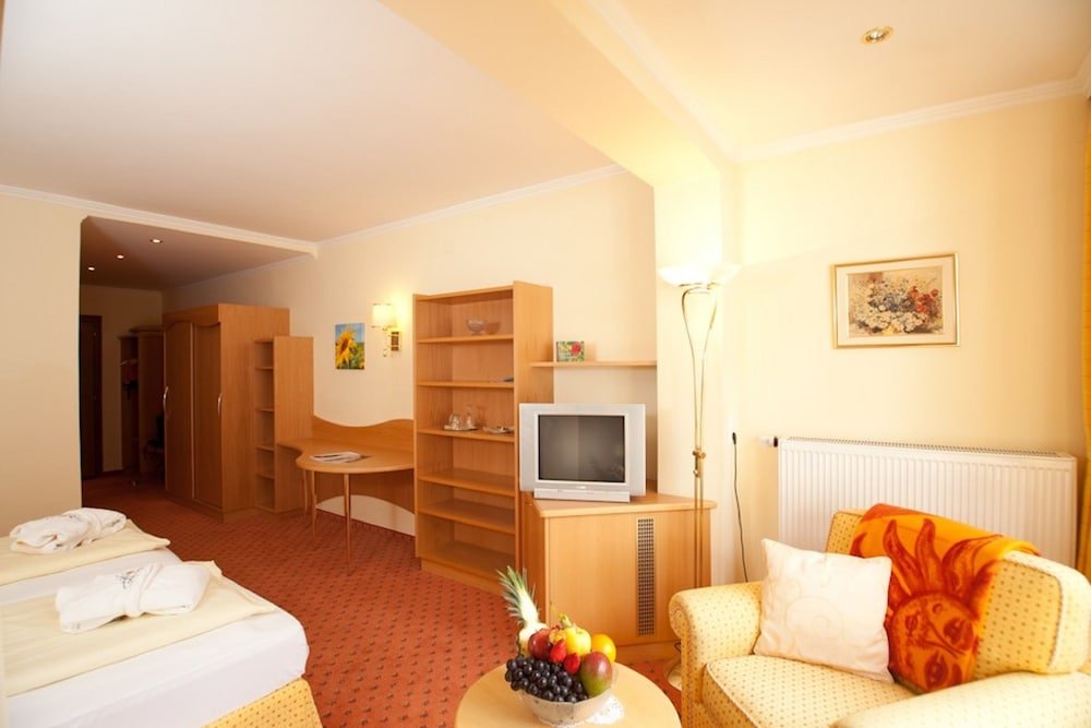 Komfort Doppel Zimmer mit Balkon Hotel Praegant