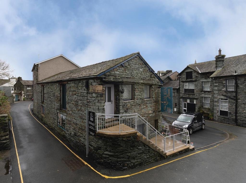 Apartamento The Sorting Office - Spacious Modern Home With Parking in Central Ambleside