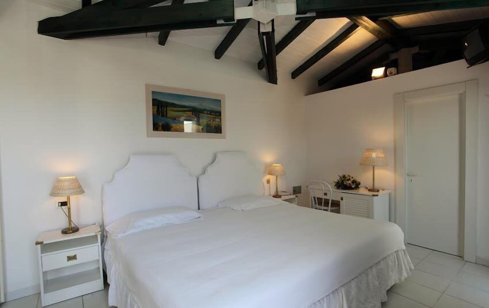 Двухместный номер Comfort с балконом и с видом на море Hotel Valle Verde