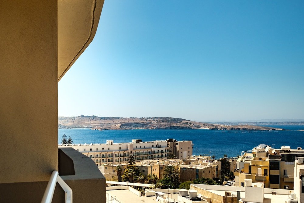 Двухместный номер Superior с балконом и с видом на море Mayflower Hotel Malta