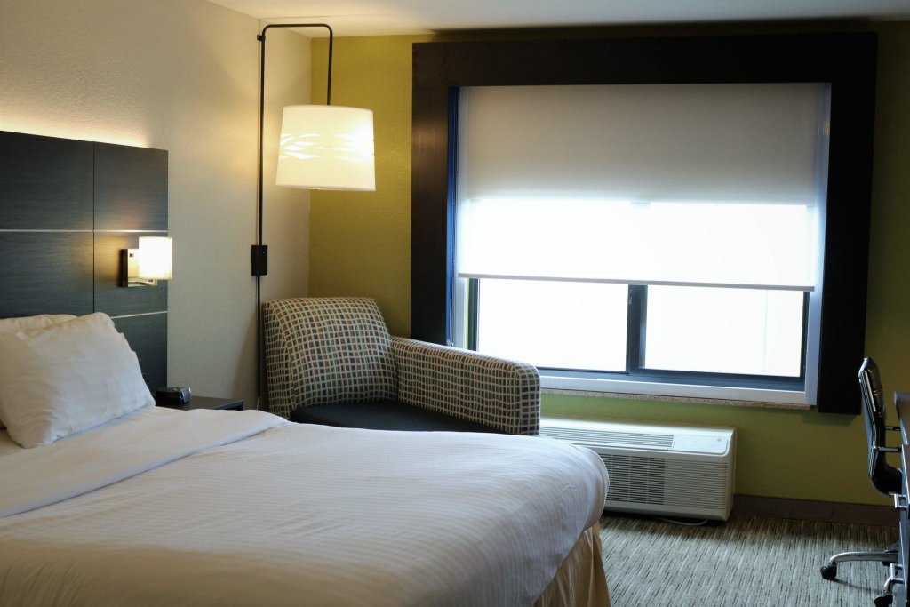 Номер Standard Holiday Inn Express Hotel & Suites Exmore-Eastern Shore, an IHG Hotel
