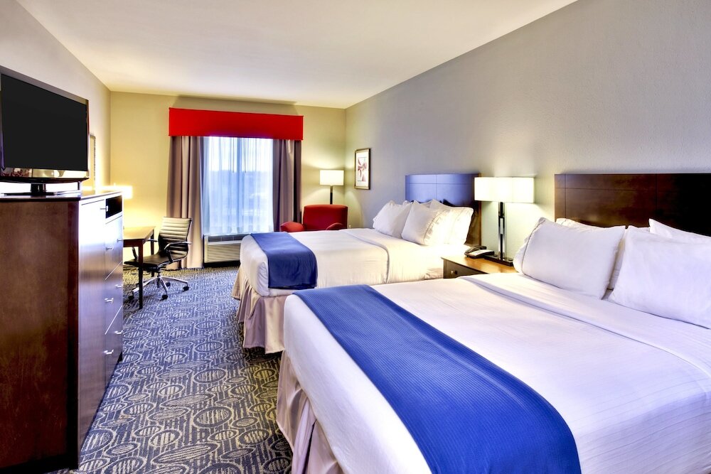 Habitación cuádruple De ejecutivo Holiday Inn Express & Suites Oak Ridge, an IHG Hotel