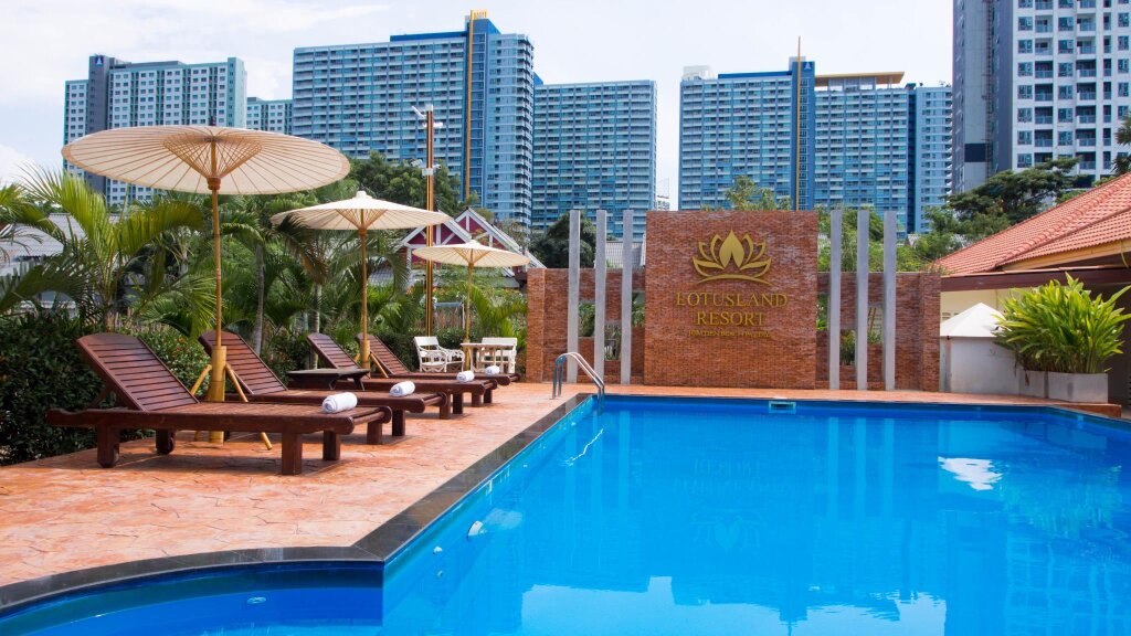 Двухместный семейный номер Standard Lotusland Resort