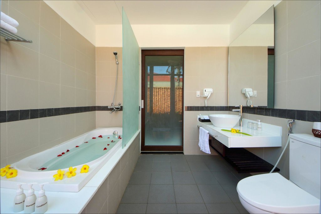 Deluxe Double room Tam Thanh Beach Resort & Spa
