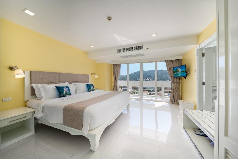 Luxus Suite 2 Schlafzimmer mit Balkon Andaman Beach Suites Hotel - SHA Extra Plus