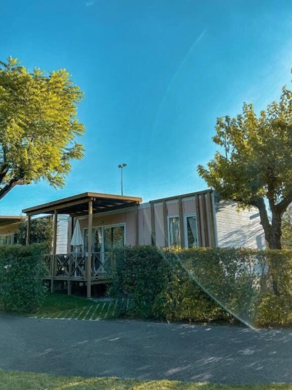 Deluxe Zimmer Camping Del Sole Village