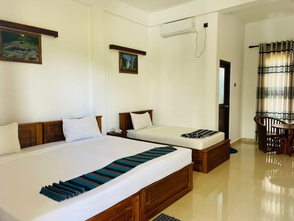 Номер Deluxe Four Points Resort - Anuradhapura