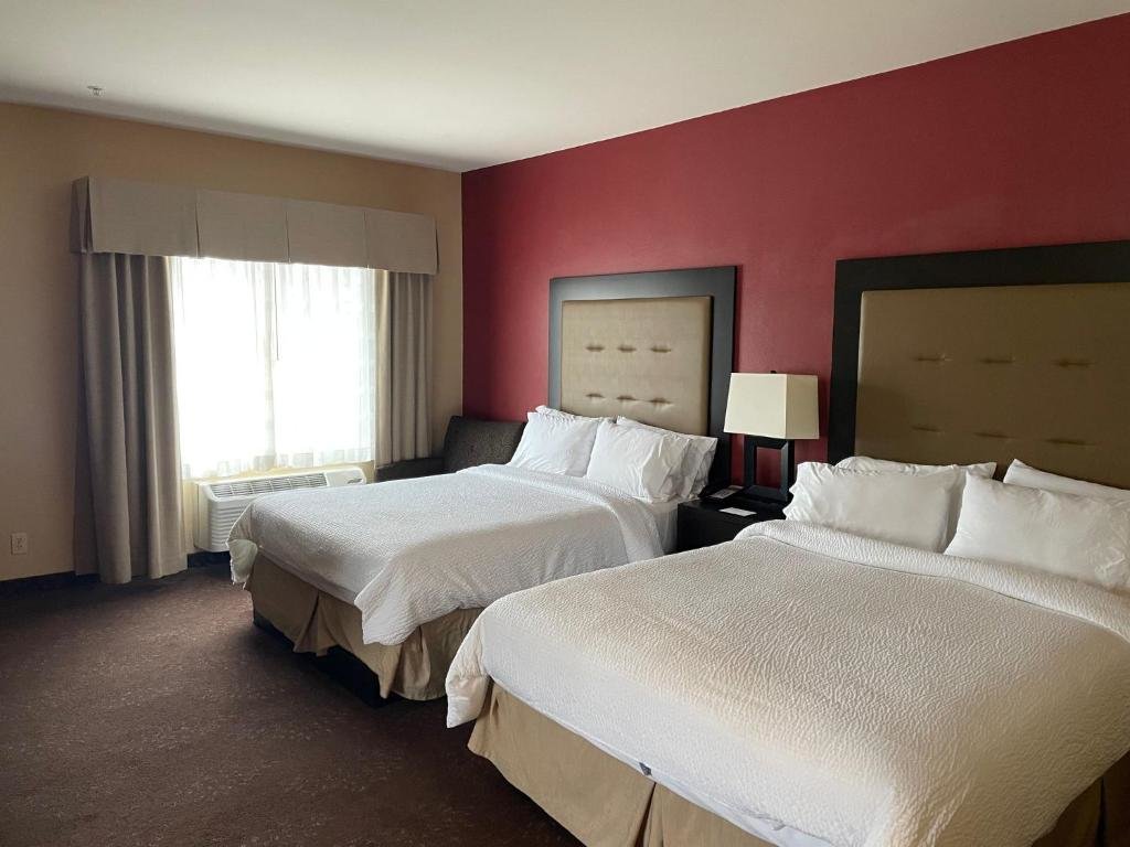 Executive Zimmer Holiday Inn Express Vancouver North - Salmon Creek, an IHG Hotel