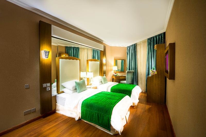 Номер Standard Jeddah Grand Hotel