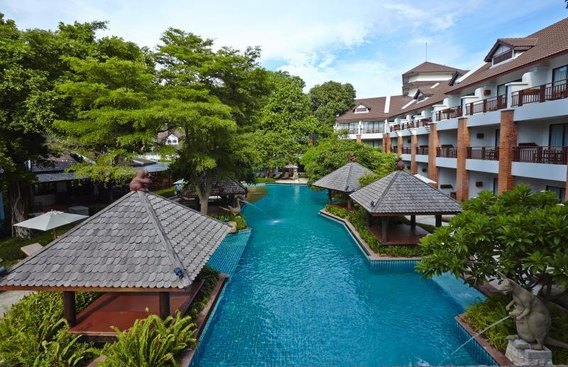 Люкс с 2 комнатами Woodlands Hotel and Resort Pattaya