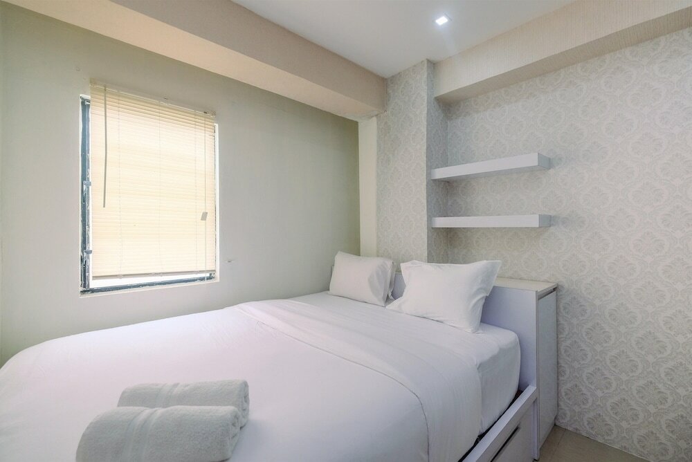 Standard Zimmer Simple And Cozy Living 2Br At Cibubur Village Apartment