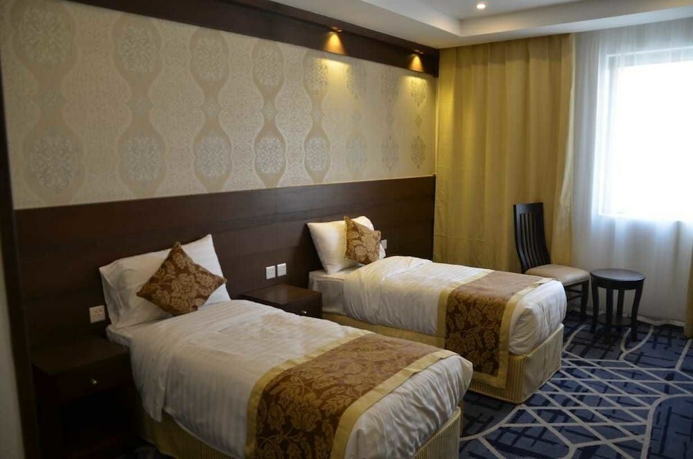 Номер Standard Rawabi Emirates Hotel