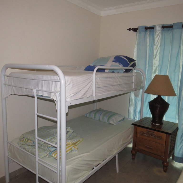 Cama en dormitorio compartido Punta Cana Hostel