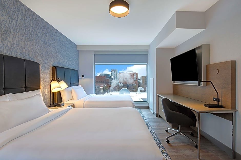 Standard room Hampton Inn by Hilton Montreal Downtown