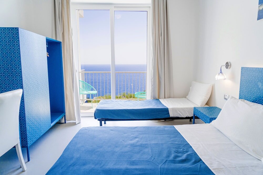 Standard Quadruple Family room with sea view Orsa Maggiore
