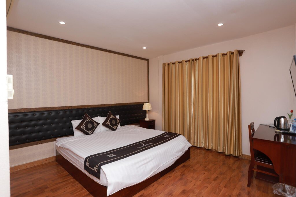 Superior Double room Charming Riverside Hotel