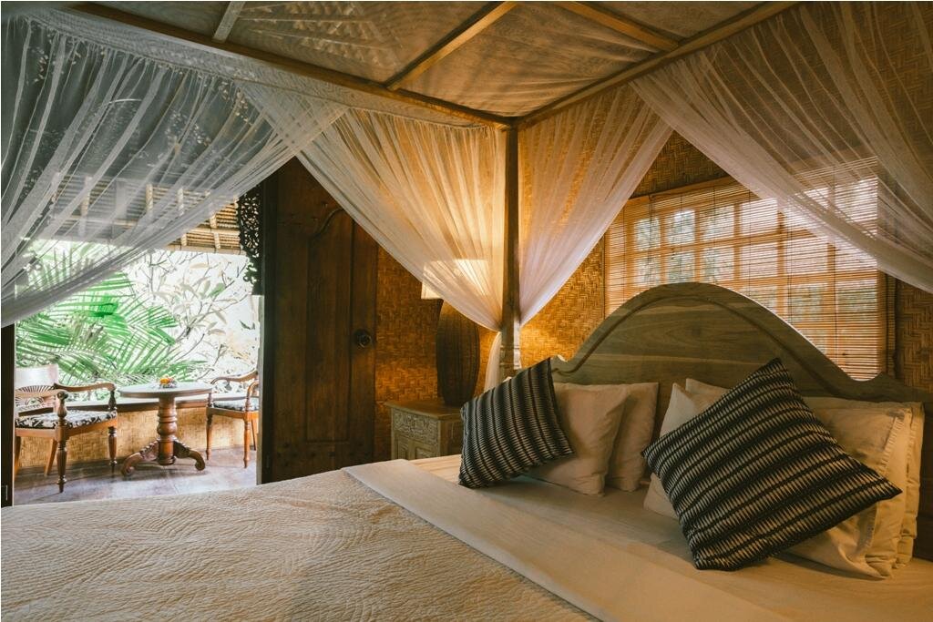 Кровать в общем номере Honeymoon Guesthouse